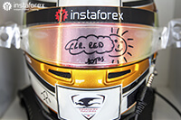 InstaForex - พันธมิตรอย่างเป็นทางการของทีมแข่ง Dragon Racing